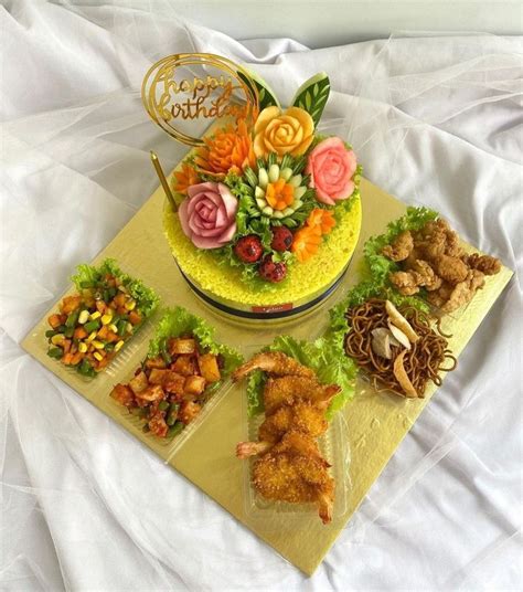 Pin oleh Ayu di Tumpeng | Ide makanan, Seni makanan, Dekorasi makanan