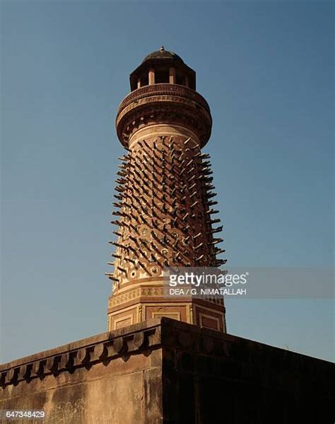 Hiran Minar Photos and Premium High Res Pictures - Getty Images