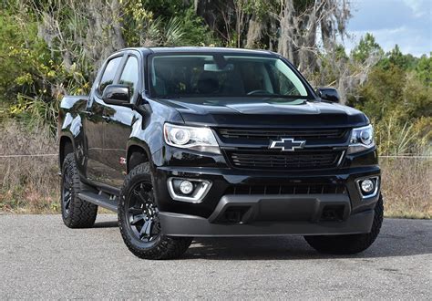 2019 Chevrolet Colorado 4WD Z71 Crew Cab Review & Test Drive ...