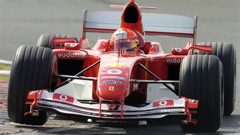 Video: Ferrari F2004 - Pure Onboard Sound V10 Engine [2004 F1 season]