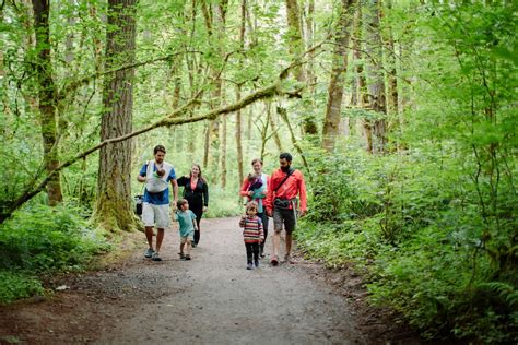 How to Plan a Hike for the Whole Family - Uncommon Path – An REI Co-op ...