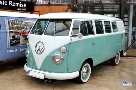 Wallpaper : old, green, Volkswagen, Van, Oldtimer, Alt, 1967, T1, bus ...