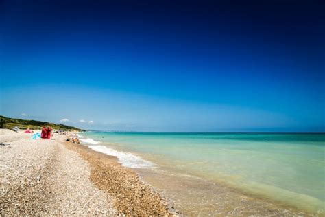 Abruzzo Beaches | Blue Flag Beaches in Abruzzo Adriatic Coast ⛱