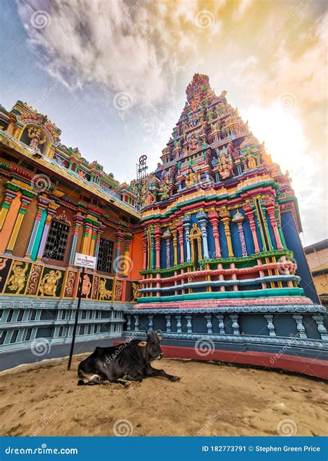 Colourful Temple in Trincomalee, Sri Lanka Stock Image - Image of ...