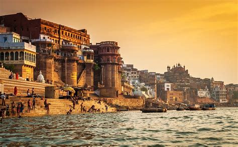 16 Top Tourist Attractions in India | PlanetWare