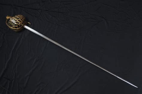 Heavy cavalry sword with a preval blade : r/SWORDS