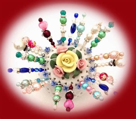 Craft Creations: Gorgeous Decorative Hat Pins