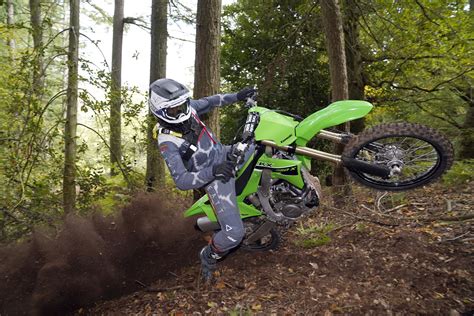 Tested: 2023 Kawasaki KX250X and KX450X