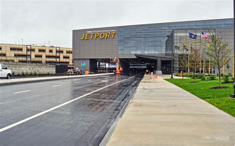 Corey Templeton Photography: Portland International Jetport