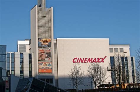 SI-Centrum Stuttgart-Möhringen: Kino versteigert Plakate für den guten ...