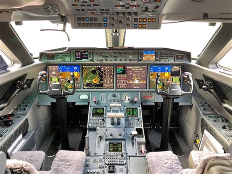 Gulfstream G650 6101 – Cockpit – SMS Aircraft