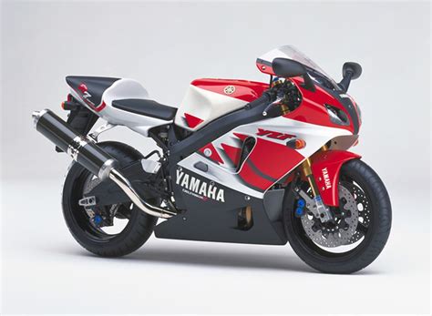 Yamaha_R7_2021_2 - Paddock GP