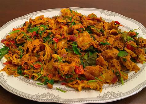 shiba's cuisines: Street Style Chicken Koththu Parotta