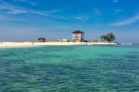 6 Beautiful Beaches in Makassar That Are Most Interested by Tourists ...