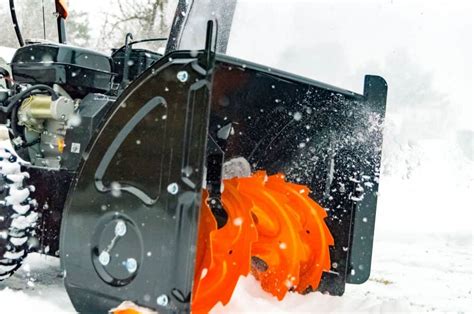 2 Stage Snow Blower vs. 3 Stage - YourYardGuru.com