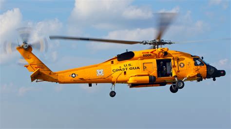 Sikorsky MH-60 Jayhawk - avionslegendaires.net