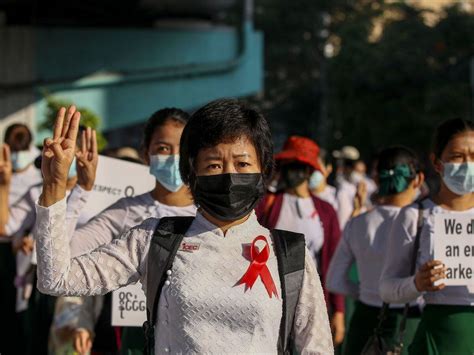 Police in Myanmar crack down on crowds defying protest ban | Shropshire ...