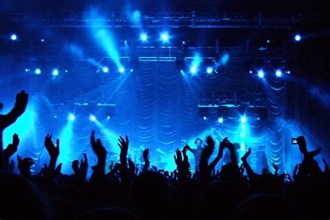 Hands in the air - in concert ( #CC ) | creative commons by … | Flickr