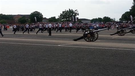 Thousands turn out for annual Field Gun Competition in Hampshire ...