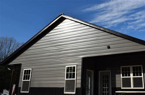 Choosing Metal Siding | All American Steel