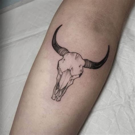 Cow Skull Tattoos Explained: Origins, Meanings & Symbols