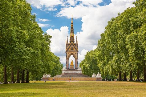 Hyde Park in London - Stroll Through a Historic Royal Park – Go Guides