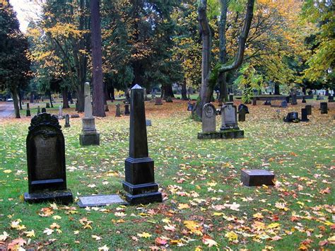 File:Lone Fir Cemetery.jpg - Wikipedia