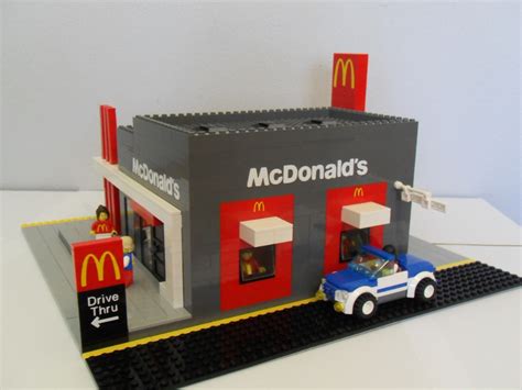 Lego Mcdonalds Drive Thru