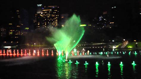 KLCC Park Fountain - Dancing and Music Show - Part 19 - YouTube