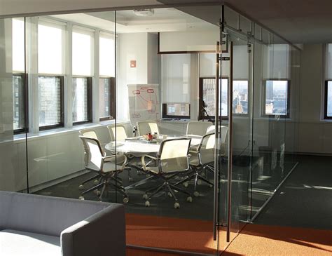 11 Tempered Glass Office Wall Panel Design Ideas | Avanti Systems