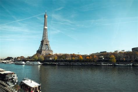 7 Best Private Boat Tours Paris