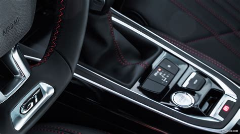 2015 Peugeot 308 GT - Interior Detail | Caricos