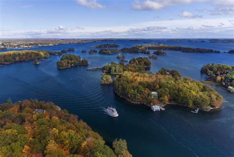 Kingston 1,000 Islands Cruise Offers Amazing Fall Views & Is Worth The ...