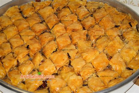 receta-bakllava-turke-artigatimit-food-baklava-dessert-christmas ...