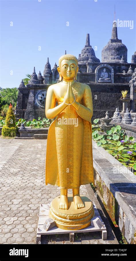 Brahmavihara-Arama temple monastery, Bali, Indonesia Stock Photo - Alamy