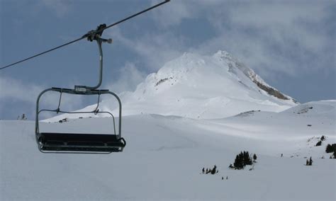 Mt Hood Meadows Ski Resort, Oregon Skiing - AllTrips