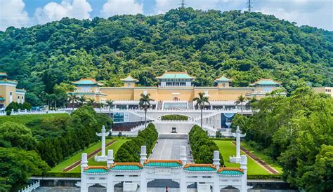 Explore the National Palace Museum Taipei Taiwan — What to see in ...