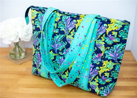 The Sew Easy Big Tote Bag - with a Zipper!