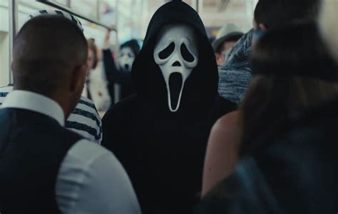 Ghostface cosplayer sparks panic in California town centre