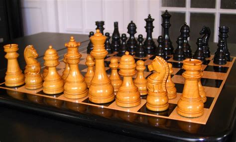 Unusual vintage Staunton chess set - Chess Forums - Chess.com