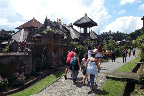 Wisata Desa Penglipuran Bali Yang Telah Berkembang | Desa Penglipuran ...