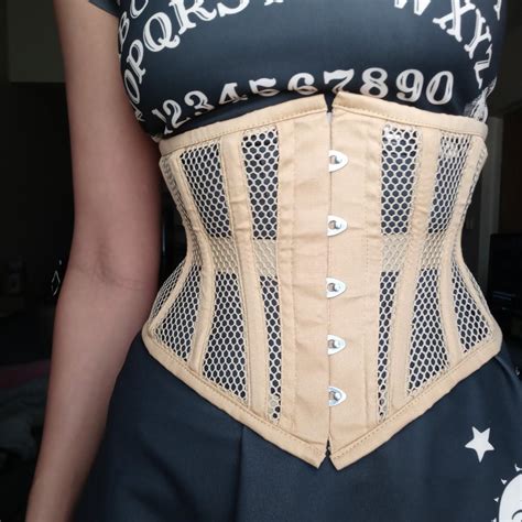 Orchard corset hourglass curve size 22 Style cs201... - Depop