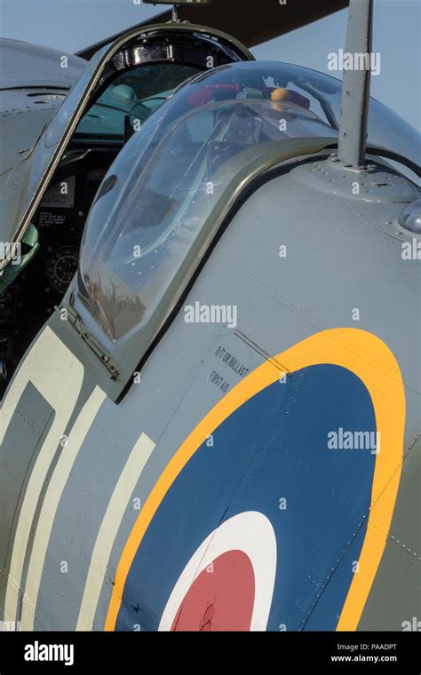 Spitfire Cockpit High Resolution Stock Photography and Images - Alamy