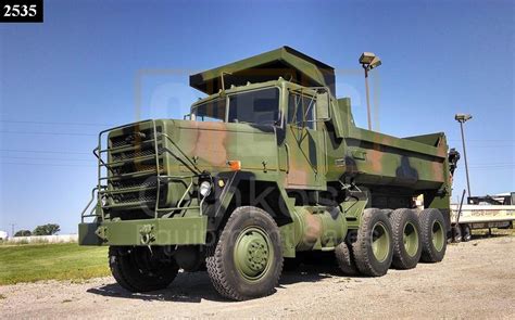 M917 20 Ton 8x6 Military Dump Truck (D-300-80) - Oshkosh Equipment