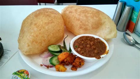 Chole Bhature in Delhi - 25 Iconic Places to Try - Holidify