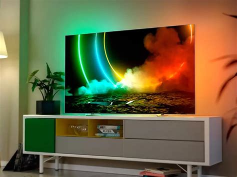 Philips Ambilight 65OLED706 OLED TV Review | Man of Many