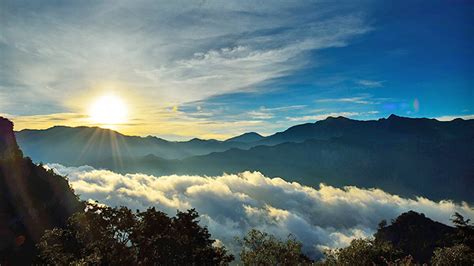 Alishan classics: sunrise, sunset, sea of clouds | Alishan National ...