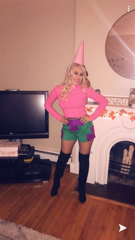 Patrick Star Costume | Cowgirl halloween costume, Star costume ...