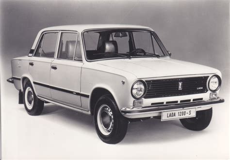 Lada 1200 S Sedan (factory-issued press photo) | European cars, Classic ...