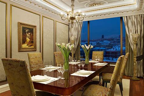 Golden Shower memo: Inside the Ritz Carlton suite where Trump allegedly ...